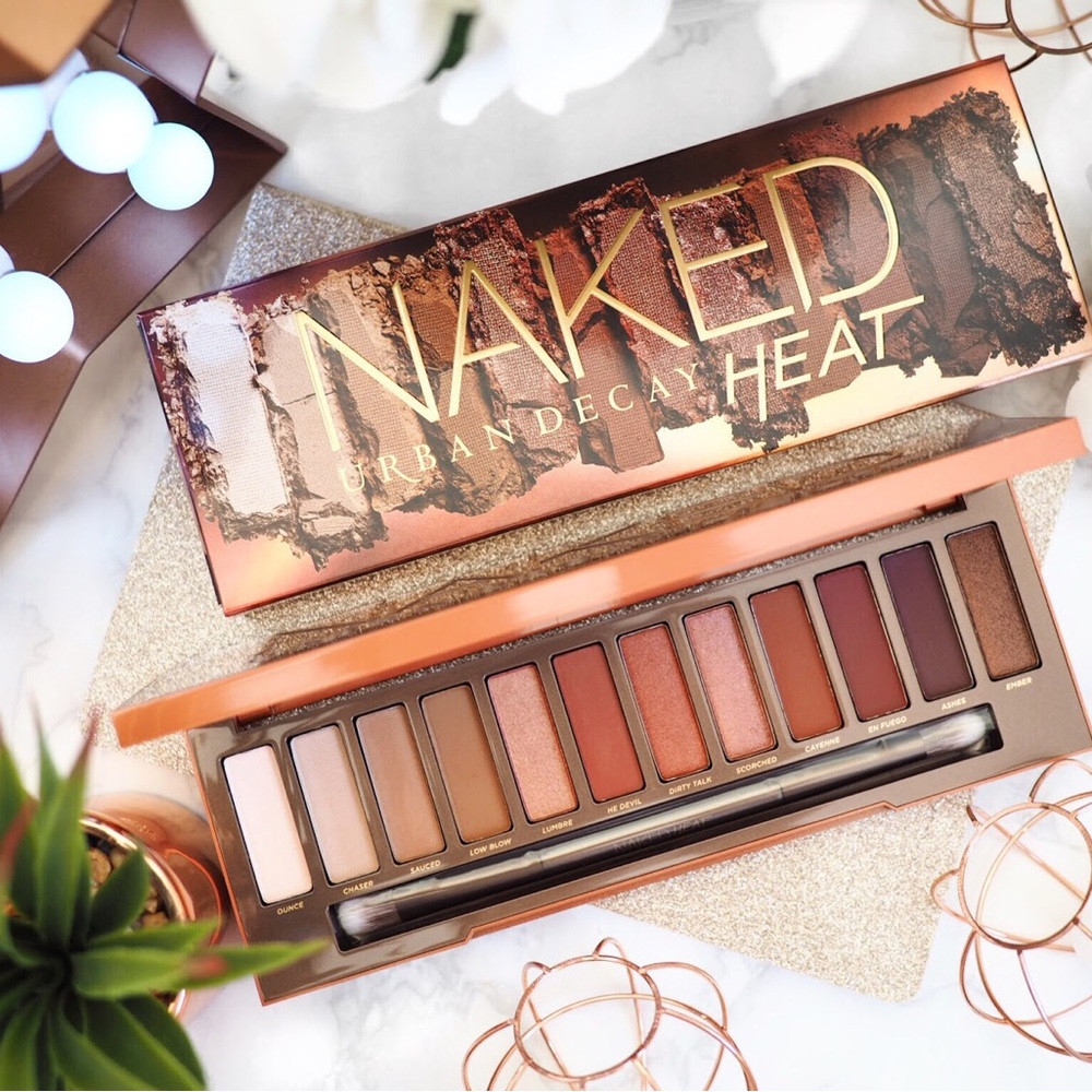 🥰🔥HOST PICK🥰🔥❤️URBAN DECAY EYESHADOW PALETTE-HEAT ❤️BNIB❤️